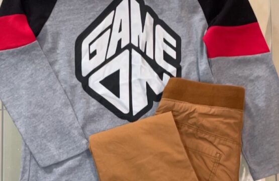 Ensemble tee shirt manche longue et pantalon jeans 6 7ans