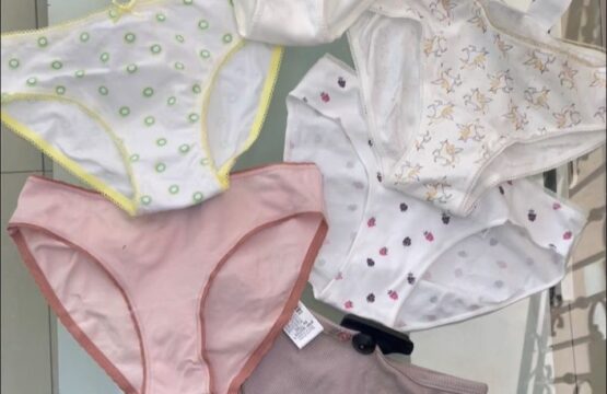 Lot slips filles 9/10ans  2500f